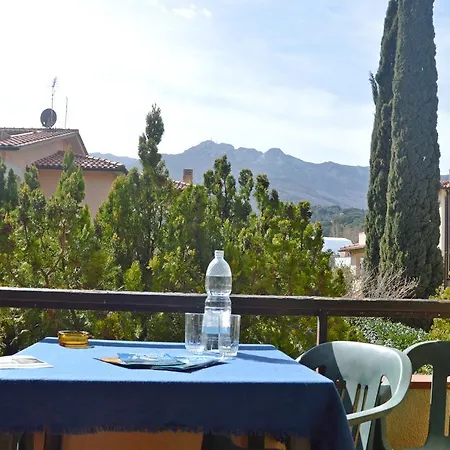 Casavacanze Zeus Lägenhet *